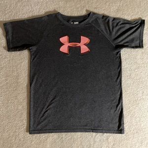 Youth Under Armour Shirt - size youth XL